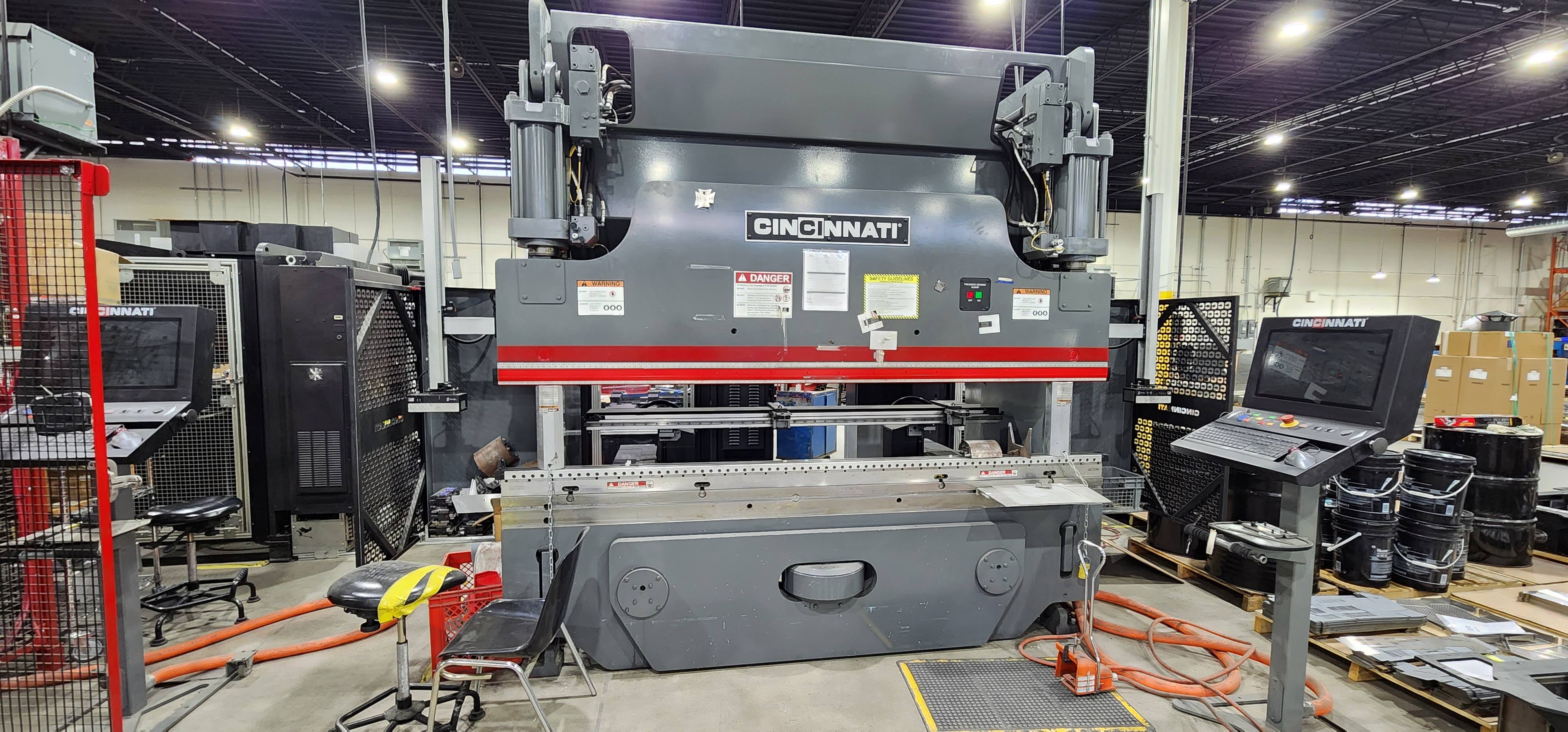 2018 Cincinnati CNC Press Brake Model 90PF+8